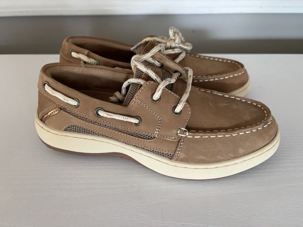 Magellan Outdoors Women's Topsail Boat Shoes Sz 6B Medium Brown Leather Slip On